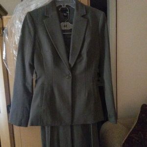 H&M three piece professional suit
